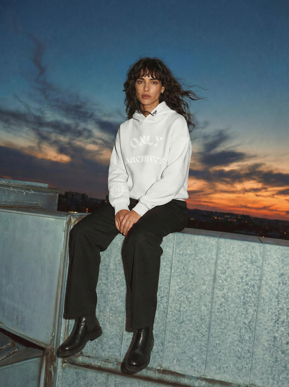 SUNFADED ONLY ARCHIVES HOODIE (WHITE)